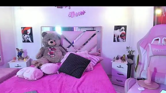 Karly_moon