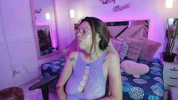 Karly_moon