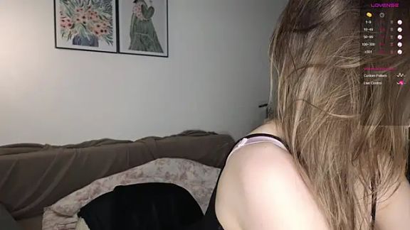 Sakura_Moore