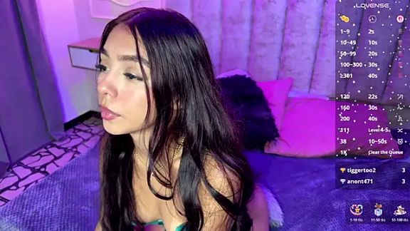 lanna_brunette