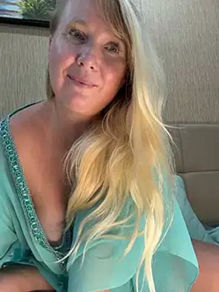 EmmaInLove23