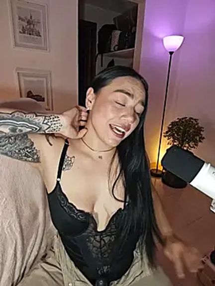 helena_smith