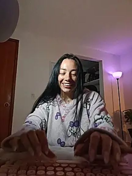 helena_smith