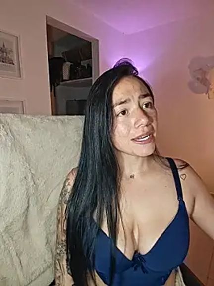 helena_smith
