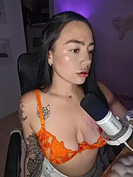helena_smith