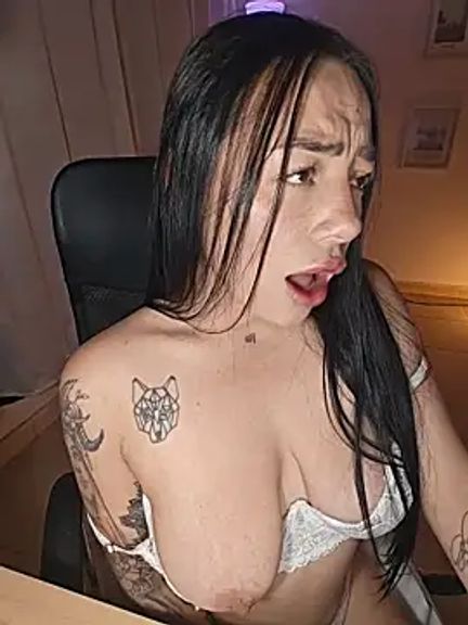 helena_smith