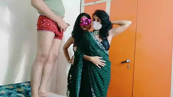 Indian_wife_mona_