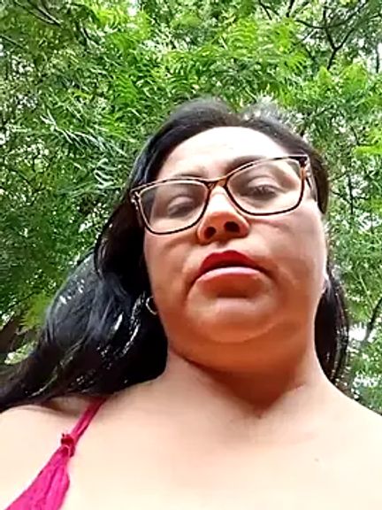 Dirty-Momm-Divorced-Hot