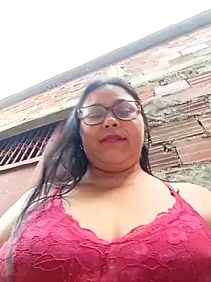 Dirty-Momm-Divorced-Hot