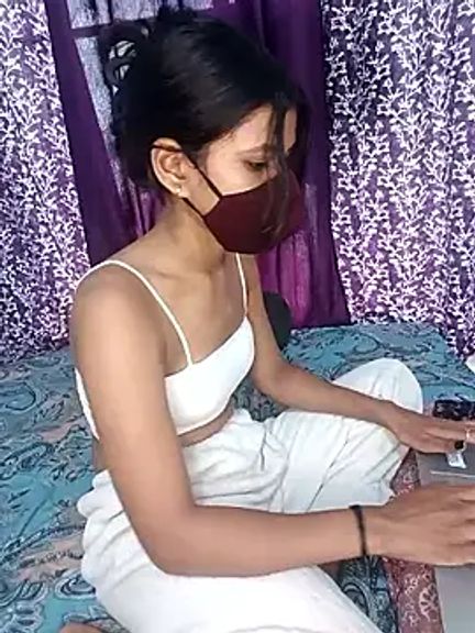 Hot_kavya1