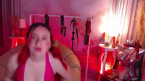 Naty_slavedoll