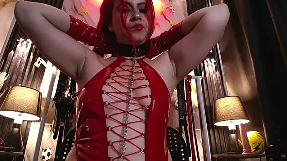 Naty_slavedoll