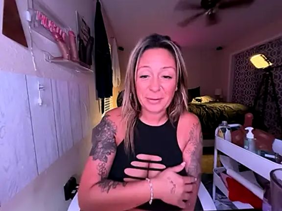 bossyroxy84