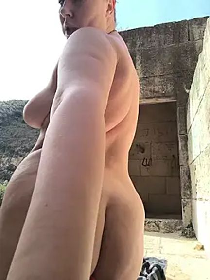 Mona_Plus