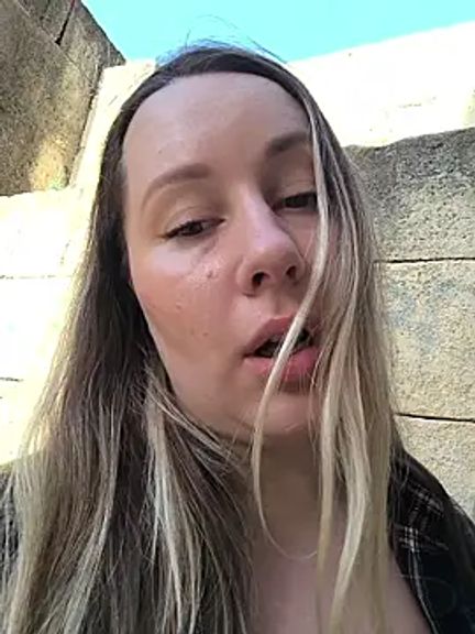 Mona_Plus