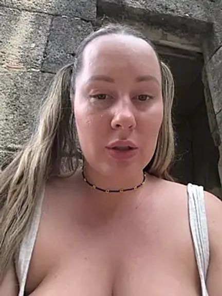 Mona_Plus