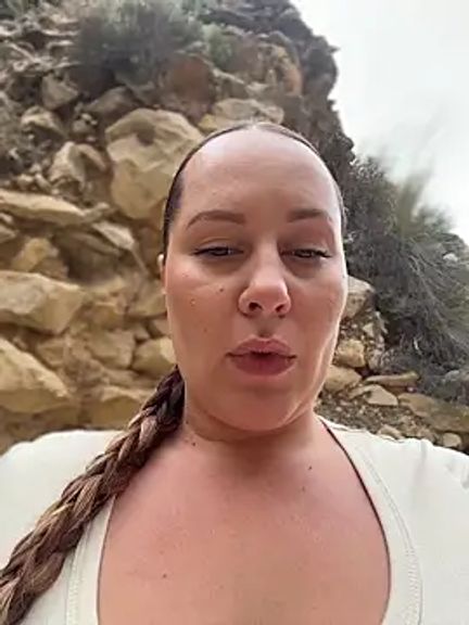 Mona_Plus