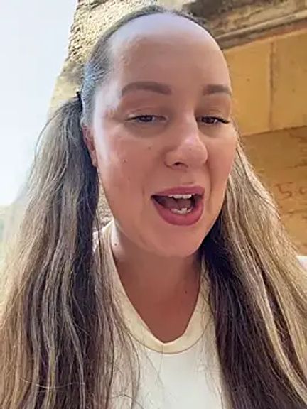 Mona_Plus