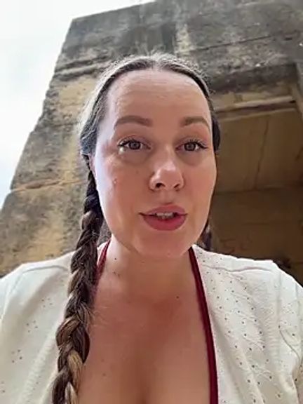 Mona_Plus