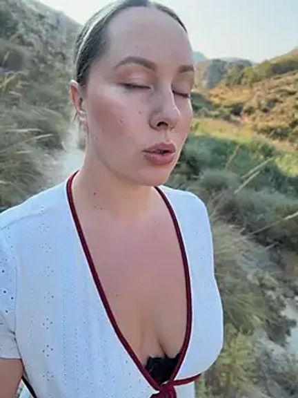 Mona_Plus