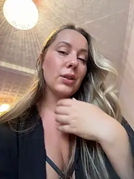 Mona_Plus