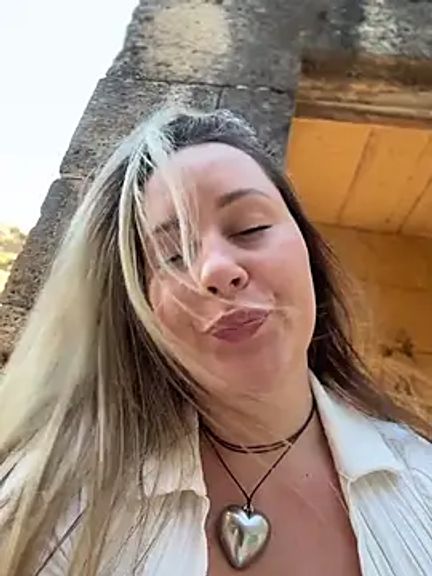 Mona_Plus