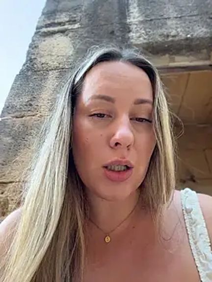Mona_Plus