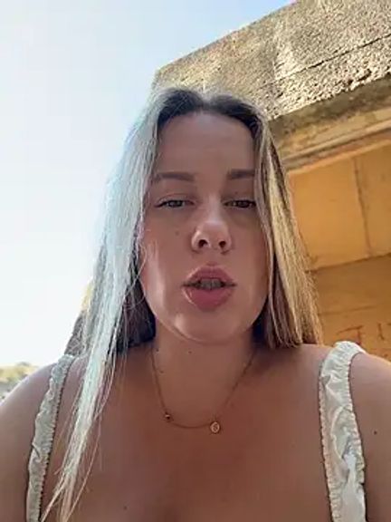 Mona_Plus