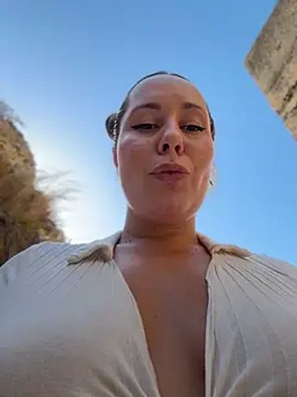 Mona_Plus