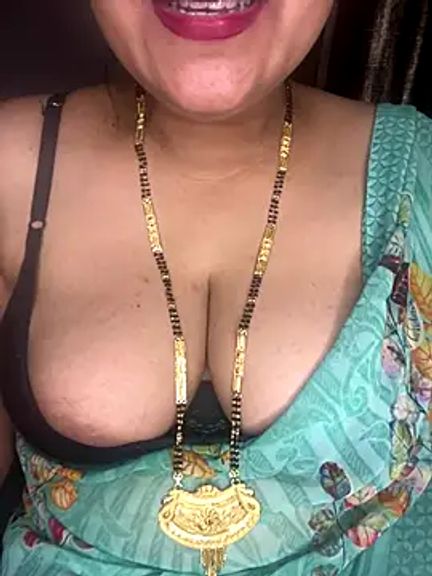 Zoya_Varma004