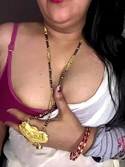 Zoya_Varma004