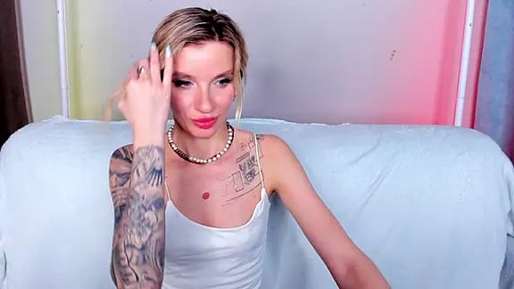 AlinaLovelyX