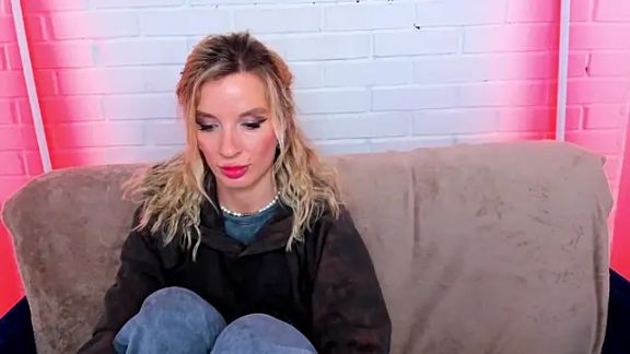AlinaLovelyX