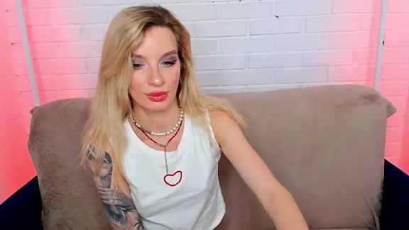 AlinaLovelyX