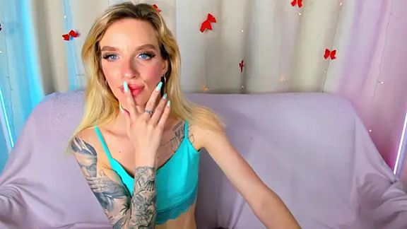 AlinaLovelyX