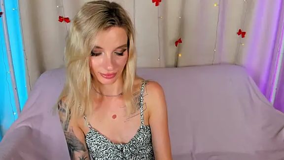 AlinaLovelyX