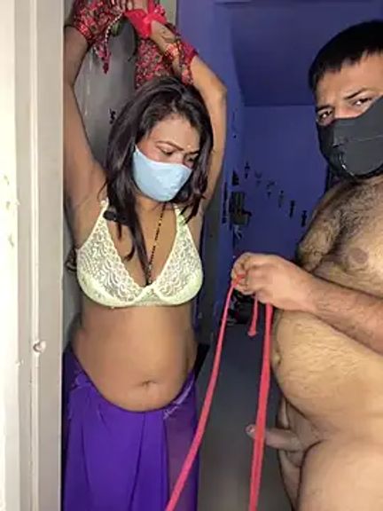 Maya_BDSM