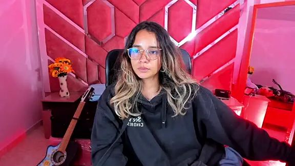 Olivia_Fox69