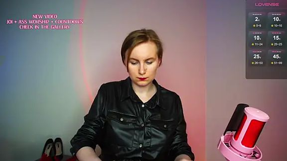 KinkyMissCherry