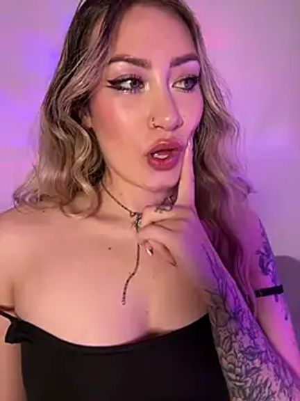 Lally_Valencia__