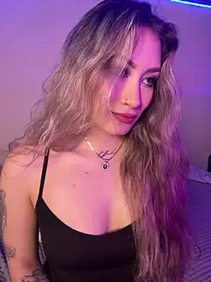 Lally_Valencia__