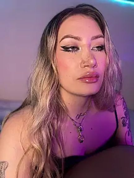 Lally_Valencia__