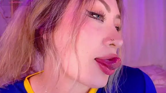 Lally_Valencia__