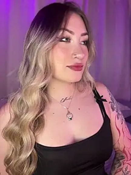 Lally_Valencia__