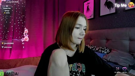 Lesi_Moonie01