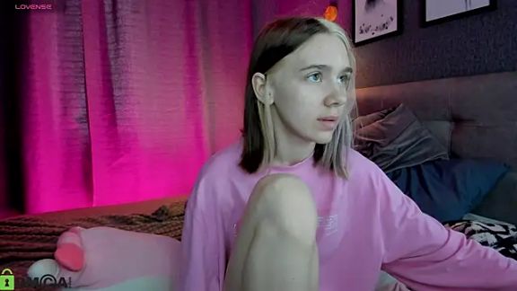 Lesi_Moonie01