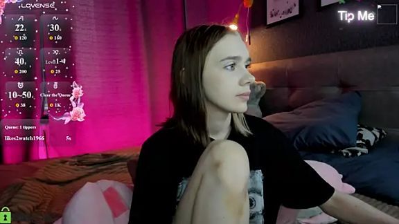 Lesi_Moonie01