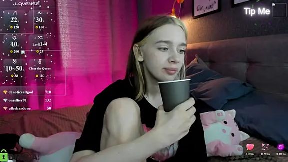 Lesi_Moonie01