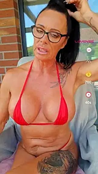 Misses-Cougar