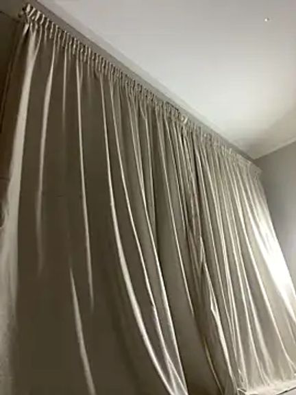 CurvyDesire1